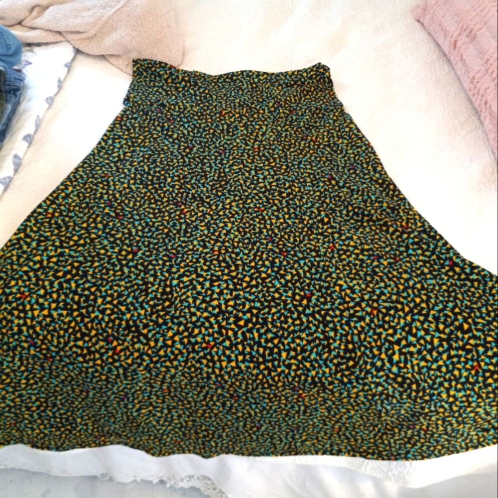 Lula Roe long elastic waist skirt.